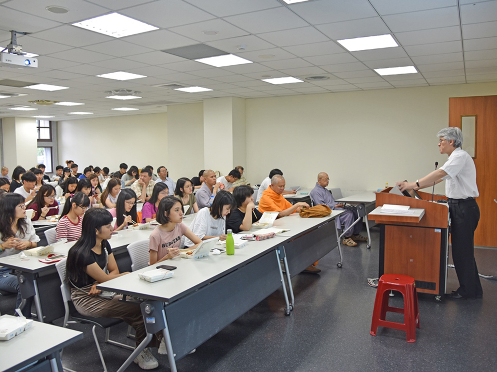 暑假不打烊 華梵暑期海外課程團百人誓師大會