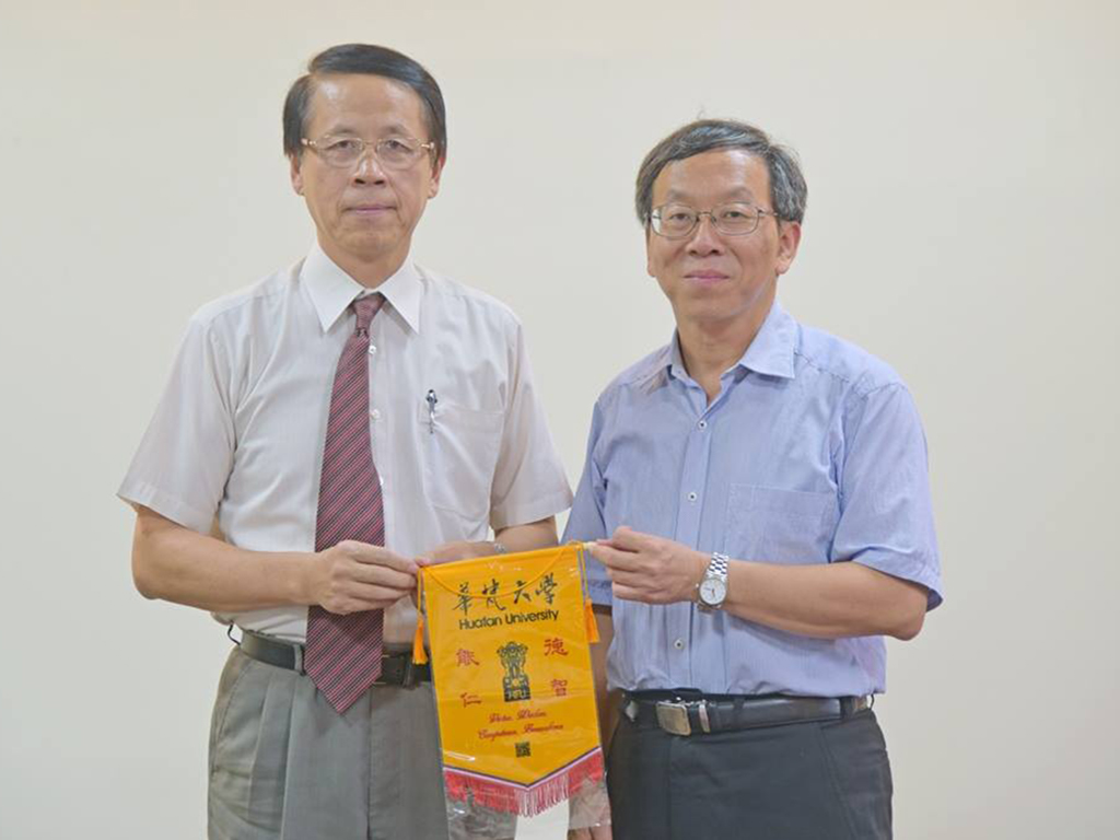 姊妹校日本尾道市立大學國際長邵忠教授來訪