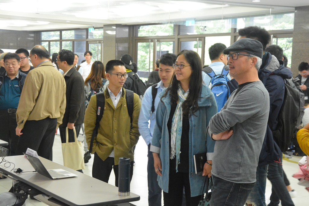 美術與文創學系赴宜賓學院「直覺素描法課程」、環境設計與防災學系「河流環境設計課程」成果展示。