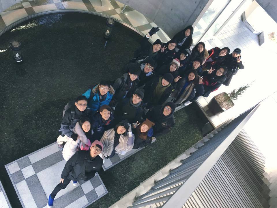 建築系開設「關西地區空間遊學」專業研習課程,建築系同學親身實地觀察、體驗多種類型的建築與都市空間。