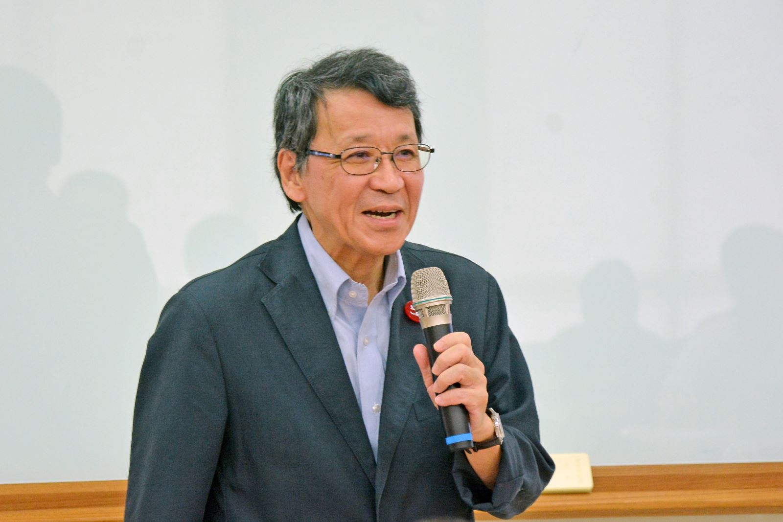 日本札幌市立大學校長蓮見孝教授應華梵大學之邀,在工業設計學系開設國際專題課程,講題為「移動機器的美學」。