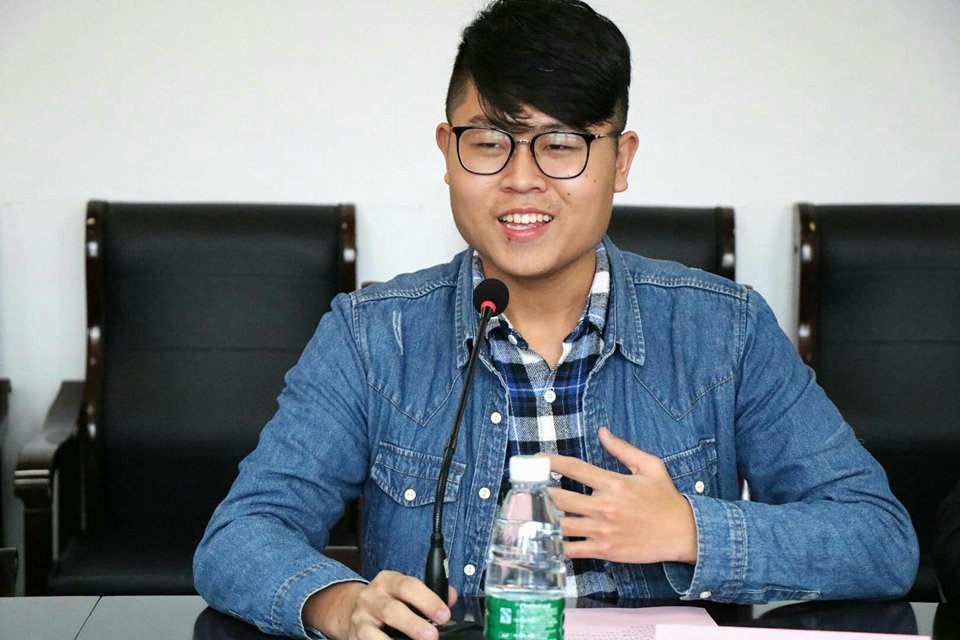 中國文學系王楚臣同學希望自己的學習成績在學風優良的曉莊學院更上一層樓。