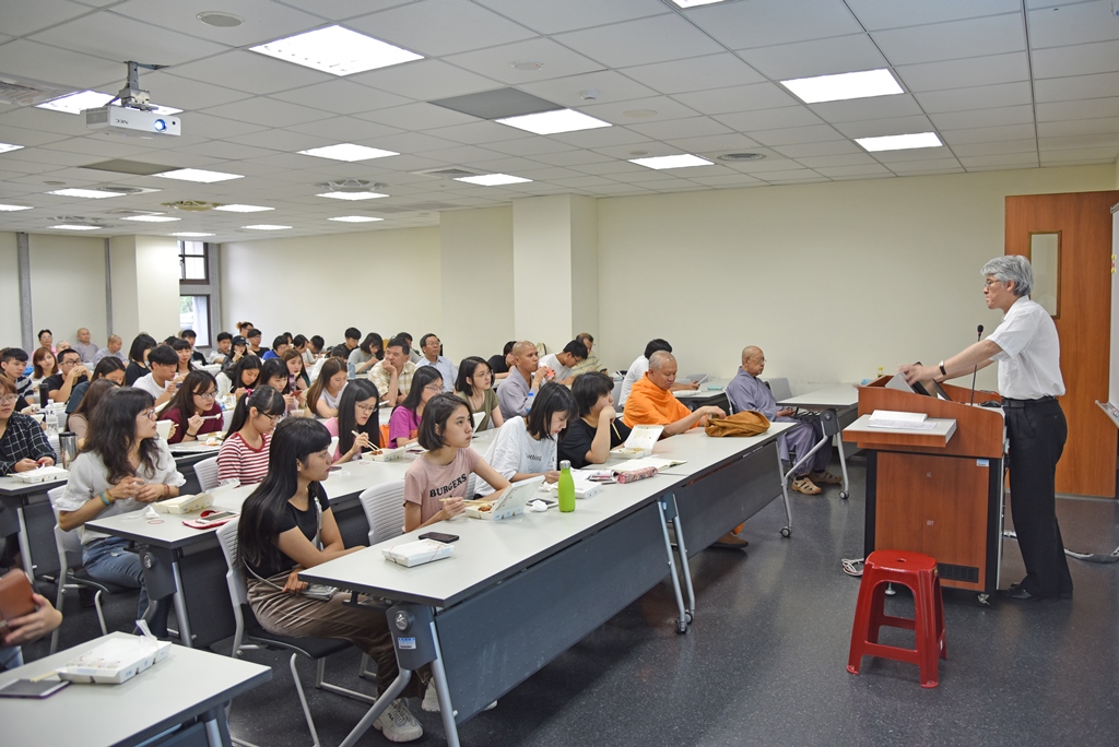 「暑期海外課程、營隊誓師大會」會場。