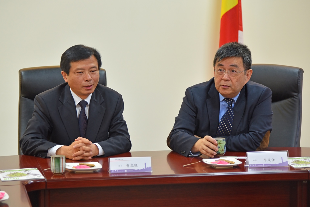 李天任校長致詞和淮南師範學院曹杰旺校長致詞